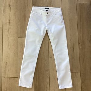 White House Black Market Slim Ankle White Jeans size 0